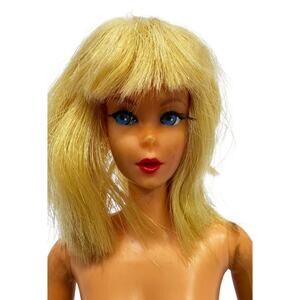 VTG Dramatic New Living Barbie Blonde Hair Rooted Lashes & Twist N Turn *READ